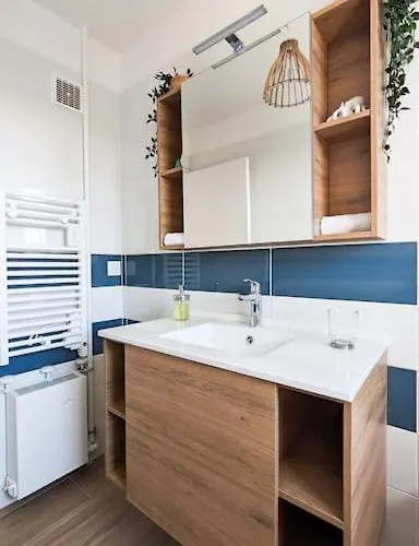 La Brise Du Clos , Grand 3 Pièces, Piscine&tennis *