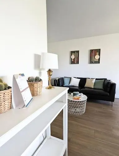 La Brise Du Clos , Grand 3 Pièces, Piscine&tennis